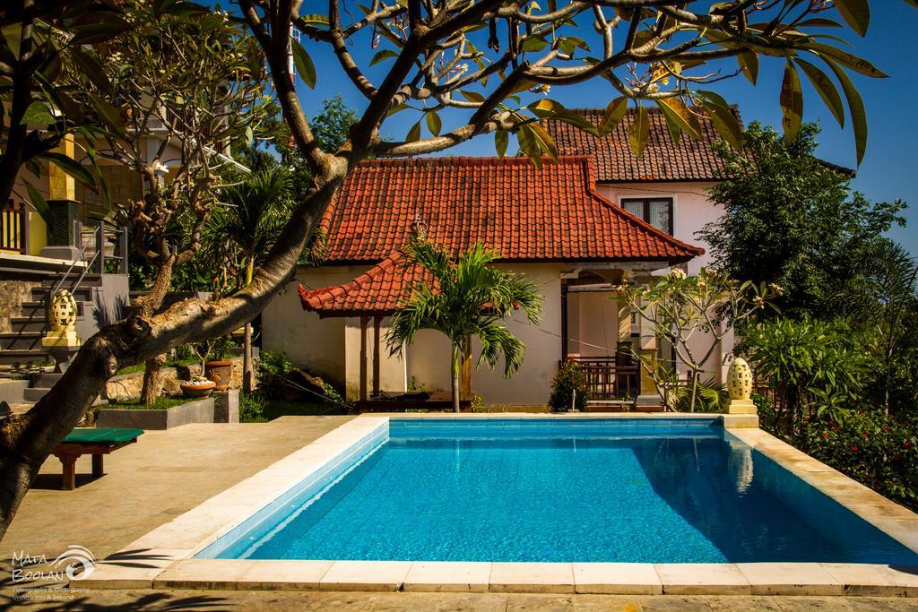Beten Waru Bungalow And Restaurant アメッド エクステリア 写真