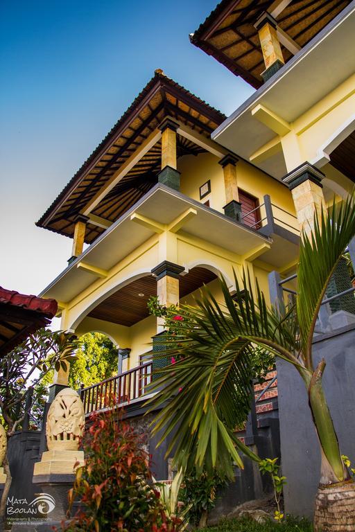 Beten Waru Bungalow And Restaurant アメッド エクステリア 写真