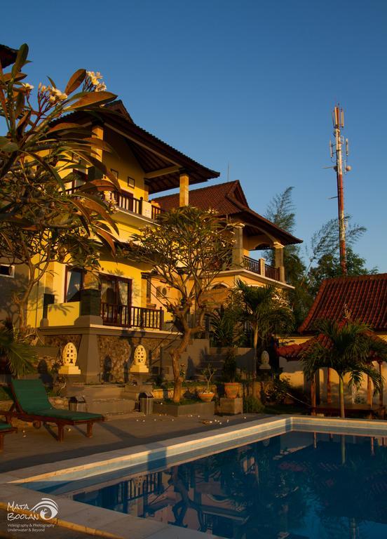 Beten Waru Bungalow And Restaurant アメッド エクステリア 写真