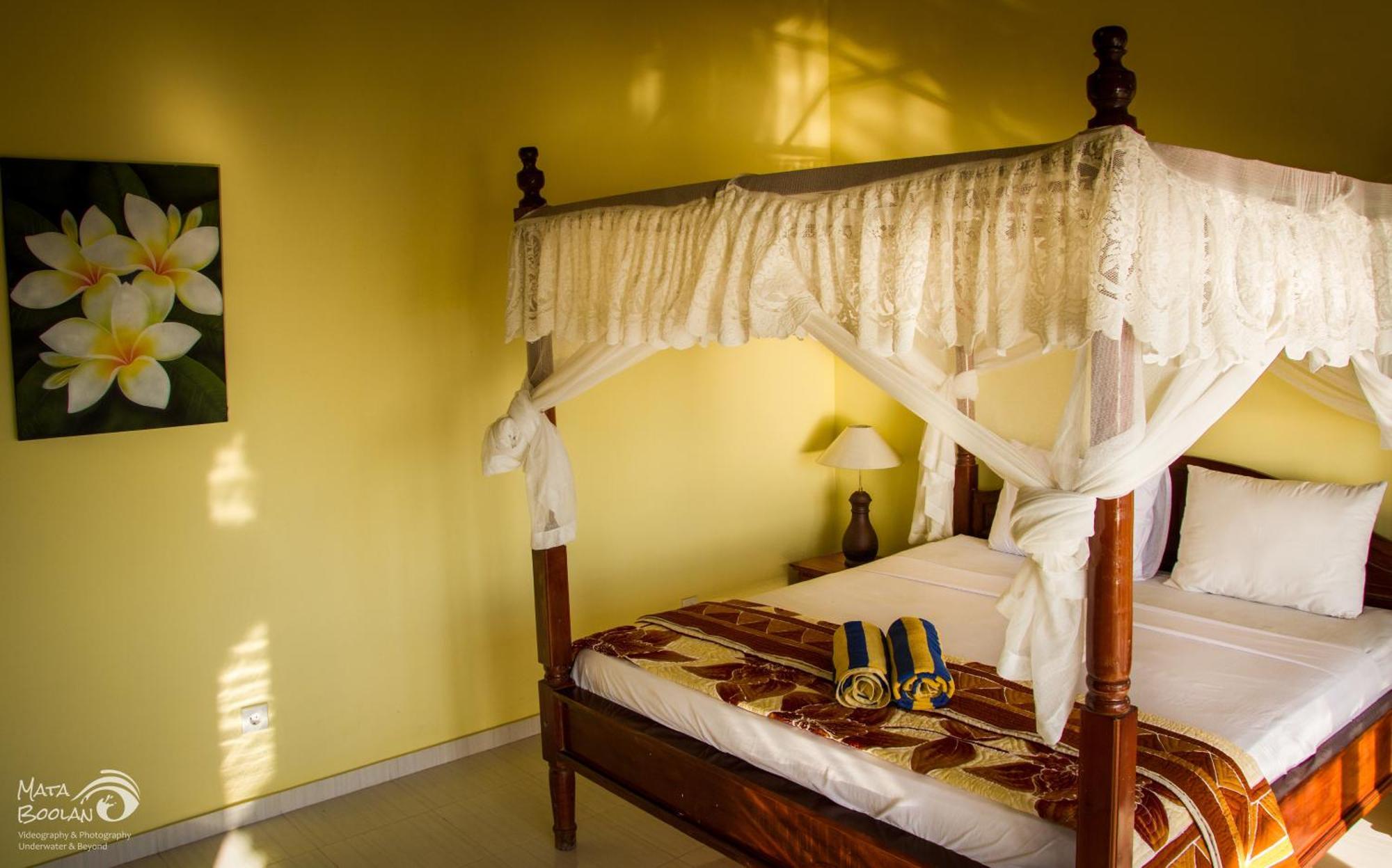 Beten Waru Bungalow And Restaurant アメッド 部屋 写真