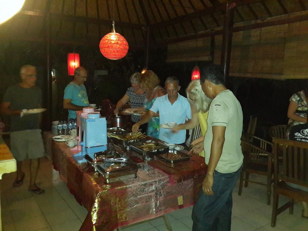 Beten Waru Bungalow And Restaurant アメッド エクステリア 写真